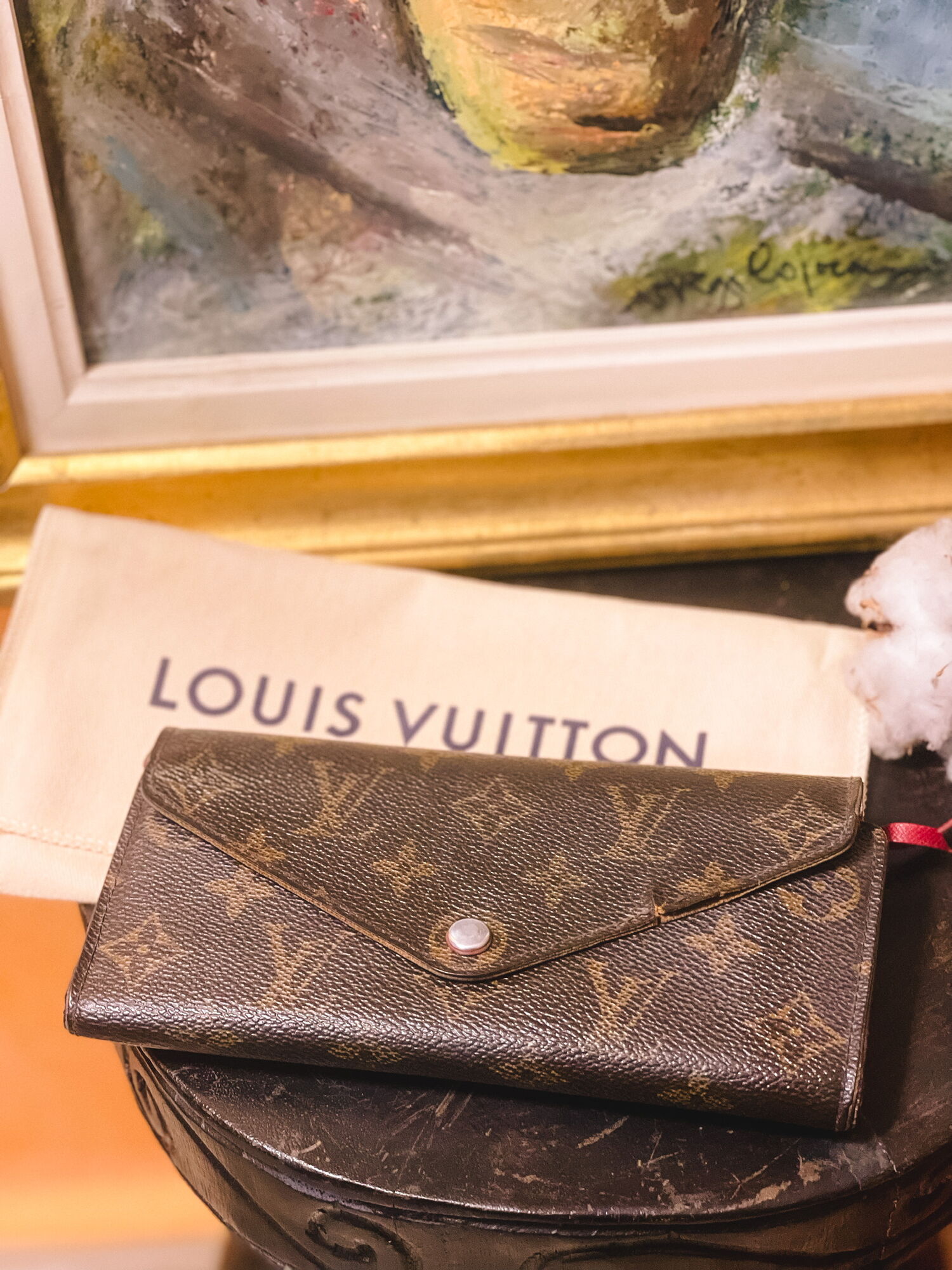 vuitton wallet with money