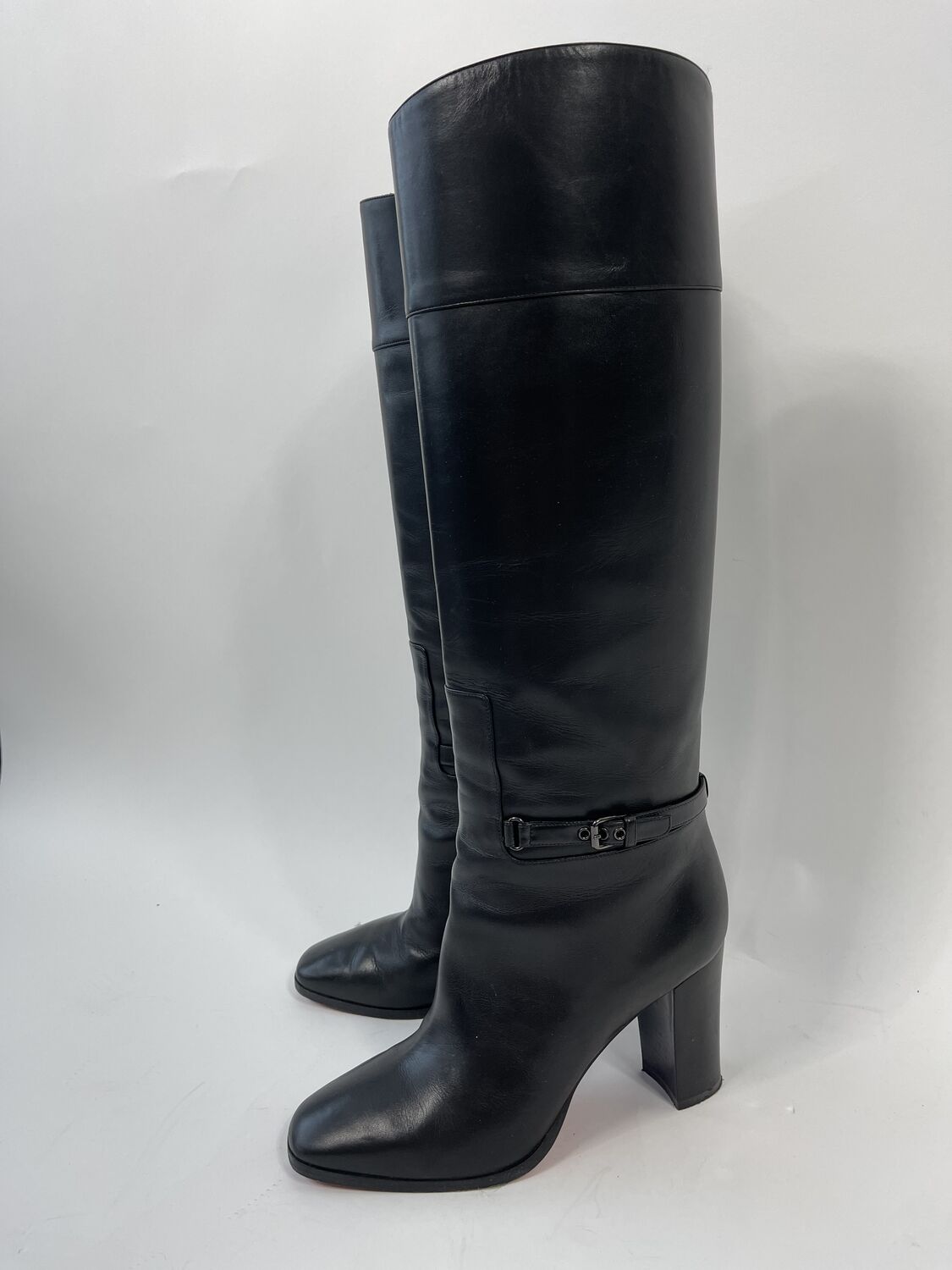 Leather Knee high Boots Christian Louboutin - 38, buy pre-owned at 350 EUR