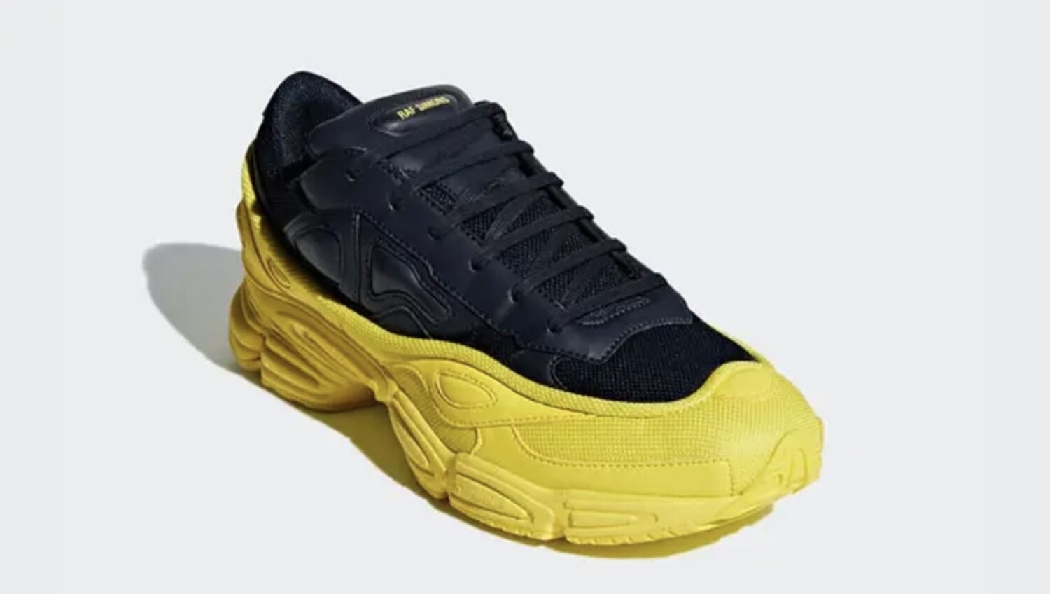 Sacrificio exageración neutral Ozweego Sneakers Adidas x Raf Simons - 39.5, buy pre-owned at 365 EUR