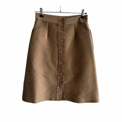 Skirts for women - Buy or Sell your Designer Skirts online on