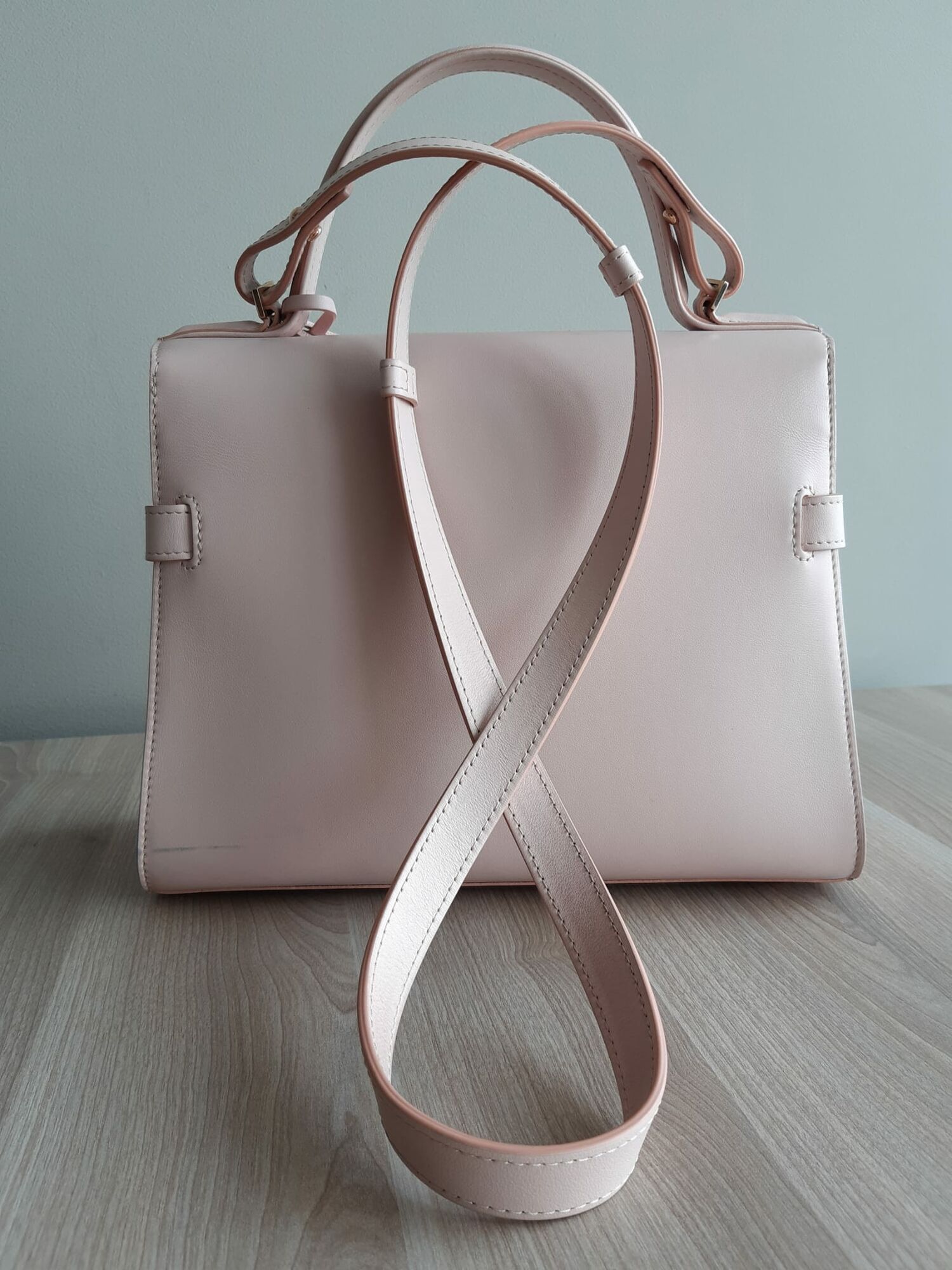 Delvaux Tempete – Handbag Expert